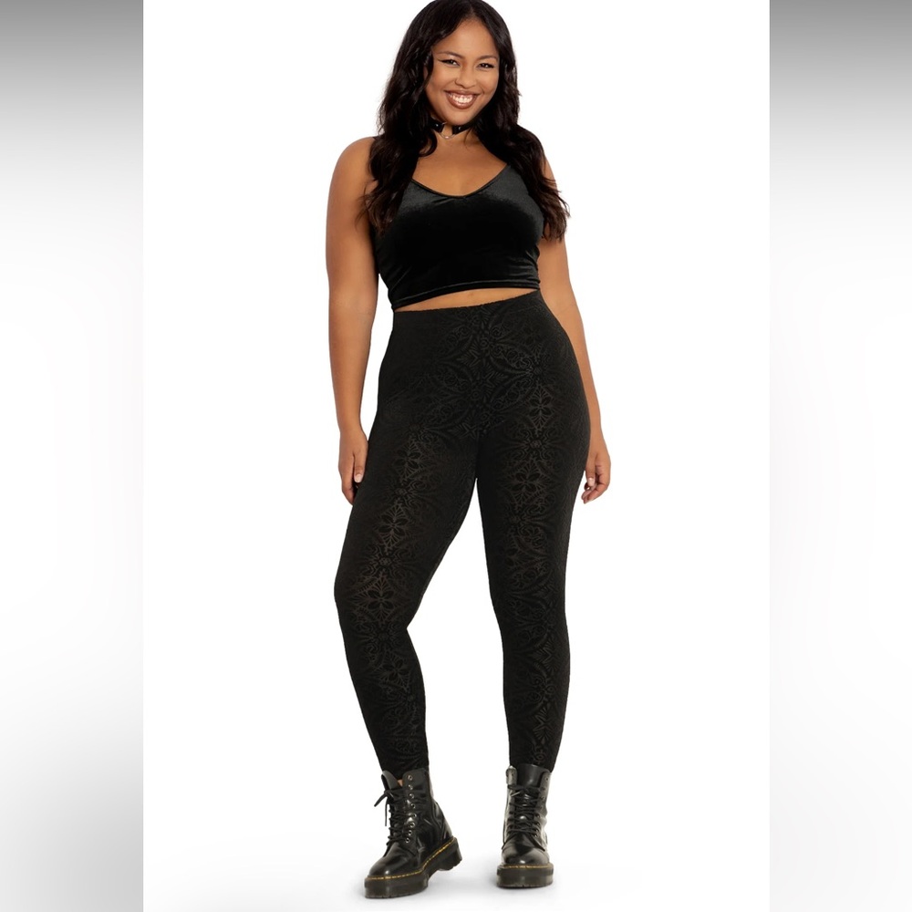NWT BLACKMILK  BURNED VELVET BLACK LEGGINGS  XL